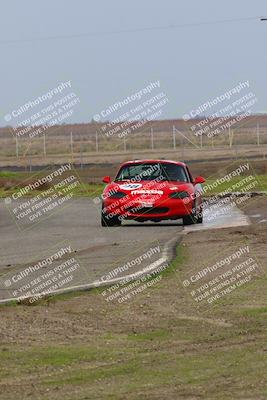 media/Jan-15-2023-CalClub SCCA (Sun) [[40bbac7715]]/Group 7/Qualifying (Sweeper)/